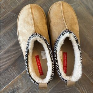 Rock & Candy Beige Cozy Slip-Ons